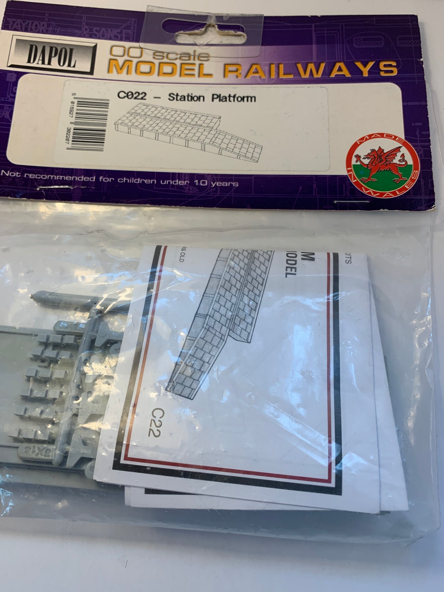 DAPOL/KITMASTER PLASTIC KITS OO SCALE