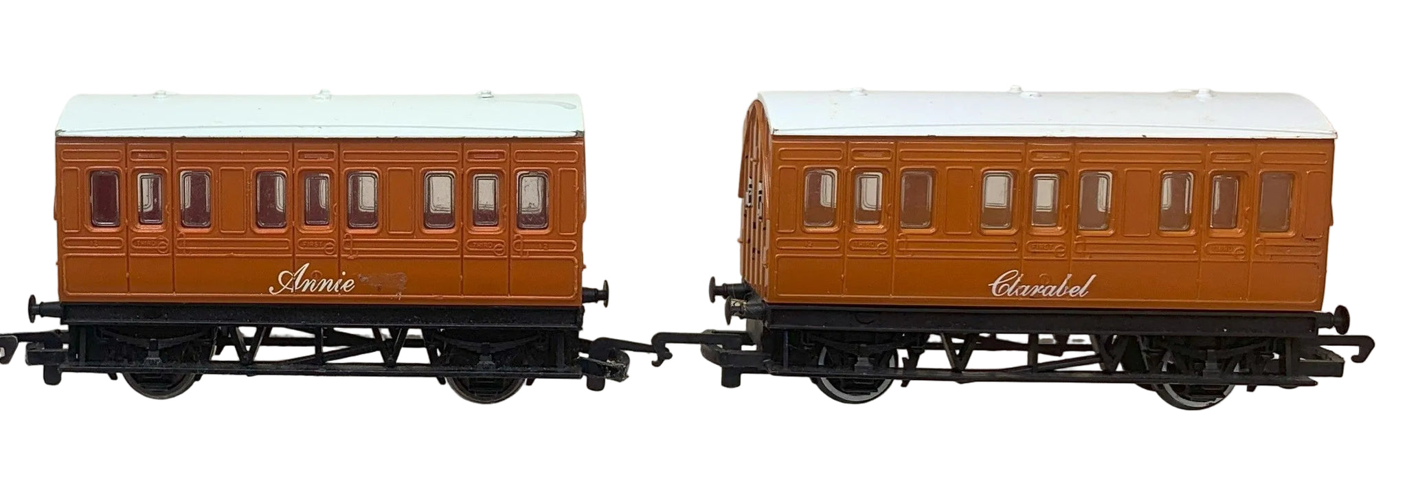 HORNBY THOMAS TANK ANNIE & CLARABEL COACHES
