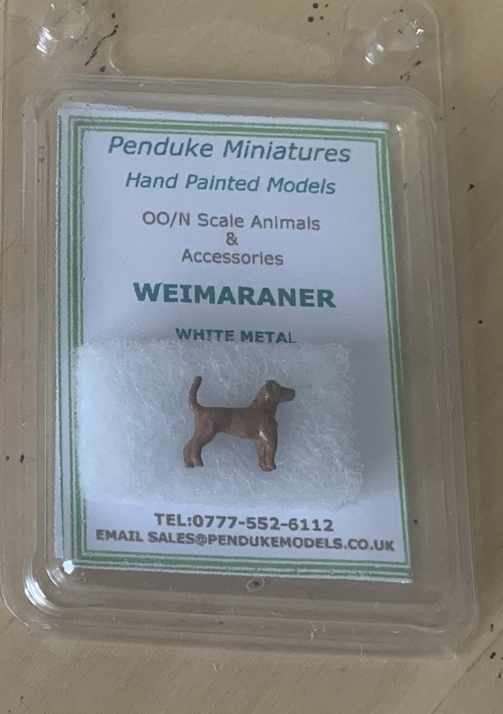 WEIMARANER DOG 00 SCALE