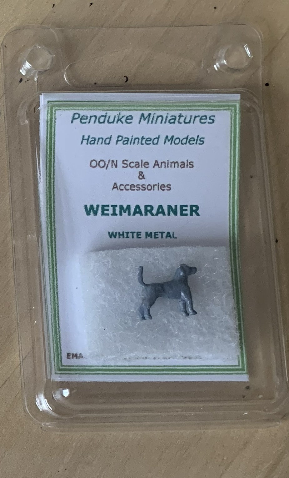 WEIMARANER DOG 00 SCALE