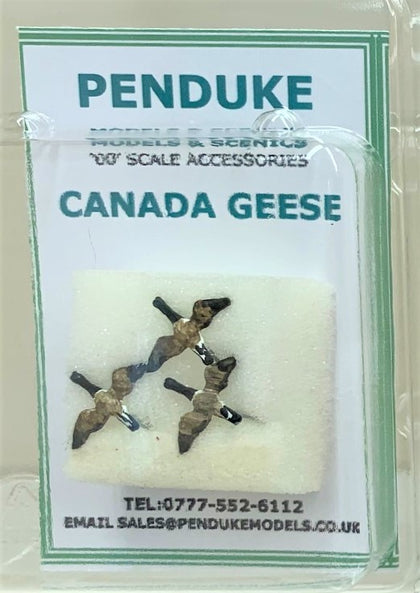 CANADA GEESE FLYING X 3 OO SCALE