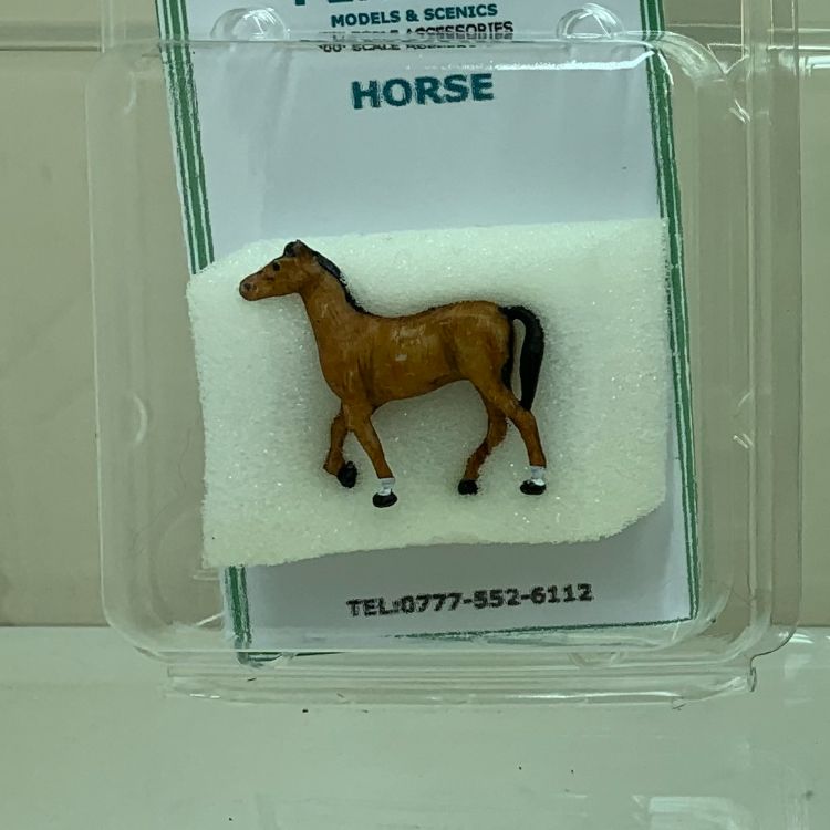 HORSE TROTTING OO SCALE