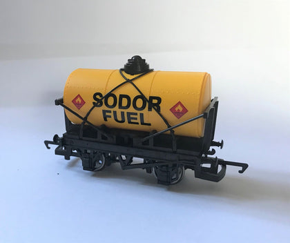 HORNBY THOMAS TANK WAGON  'FUEL TANKER' OO SCALE