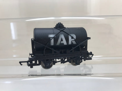 HORNBY THOMAS TANK WAGON  TAR WAGON OO SCALE