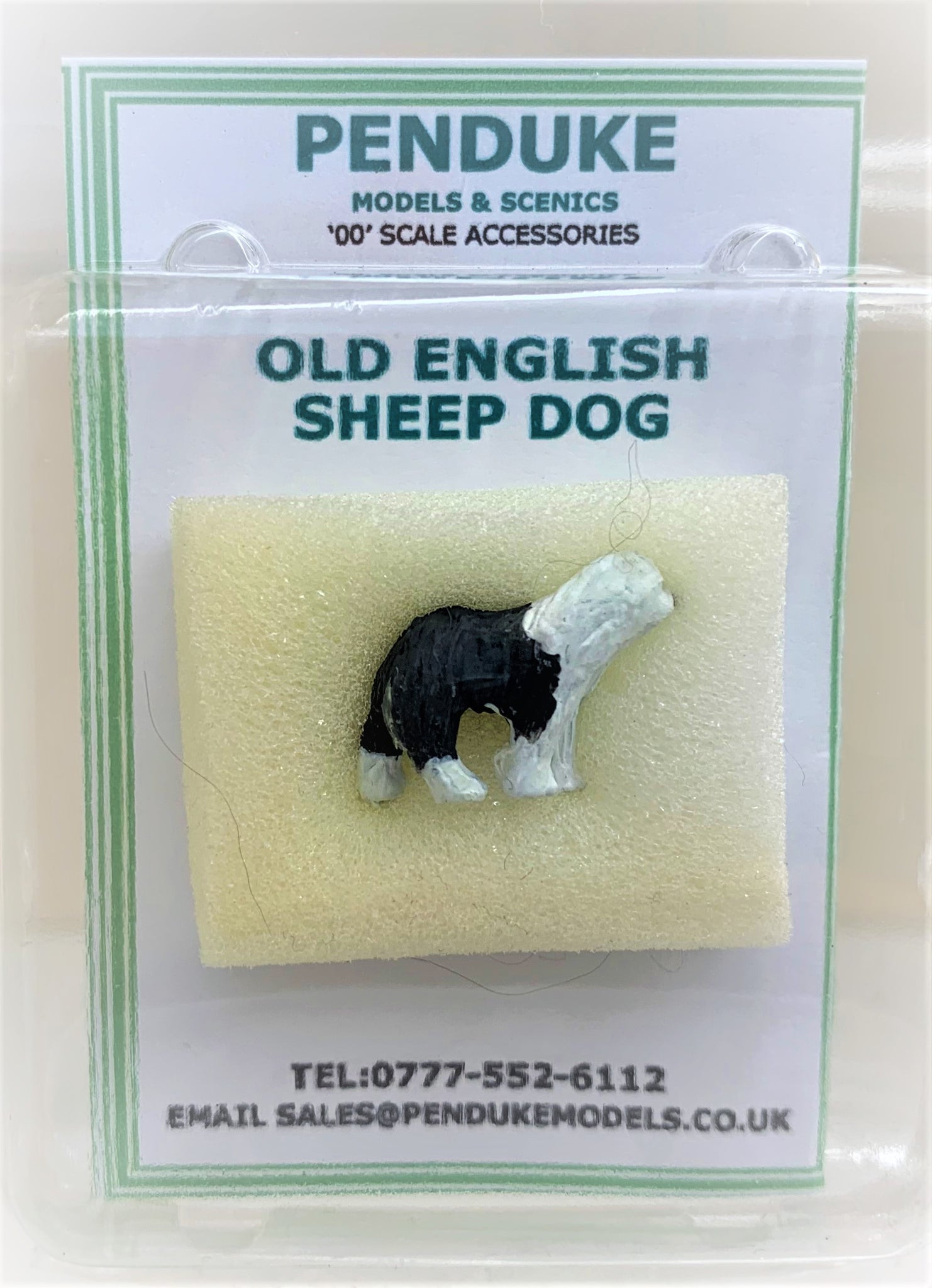 'OLD ENGLISH SHEEP DOG' '00' scale