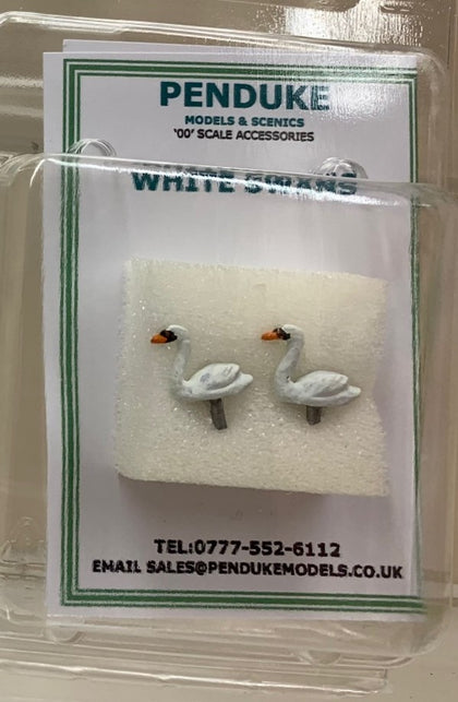 SWANS WHITE SWIMMING X 2 00 SCALE