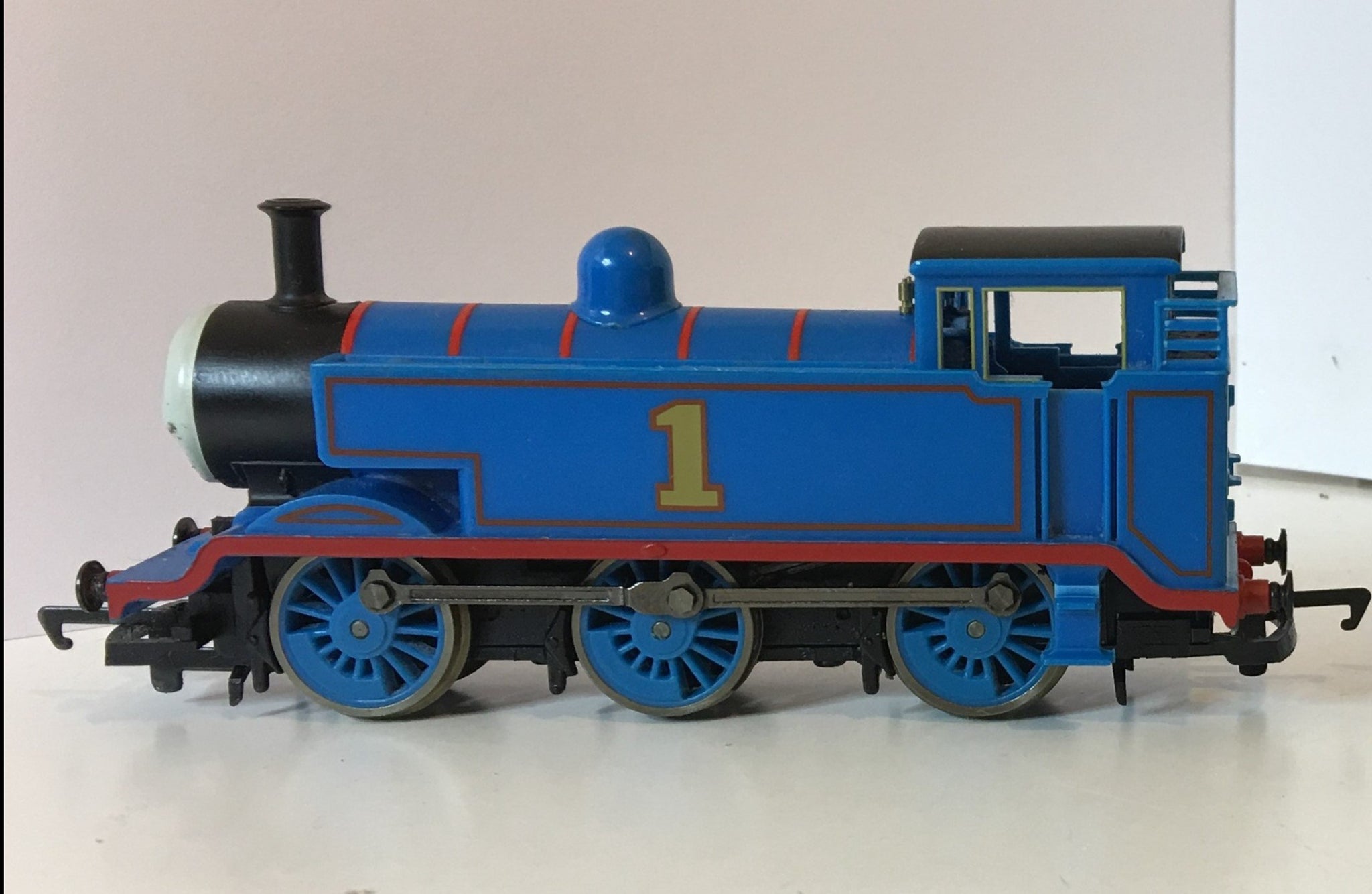 HORNBY THOMAS TANK ENGINE No1 OO SCALE
